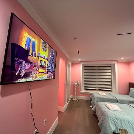 Milano Luxury Suites Vancouver Eksteriør billede