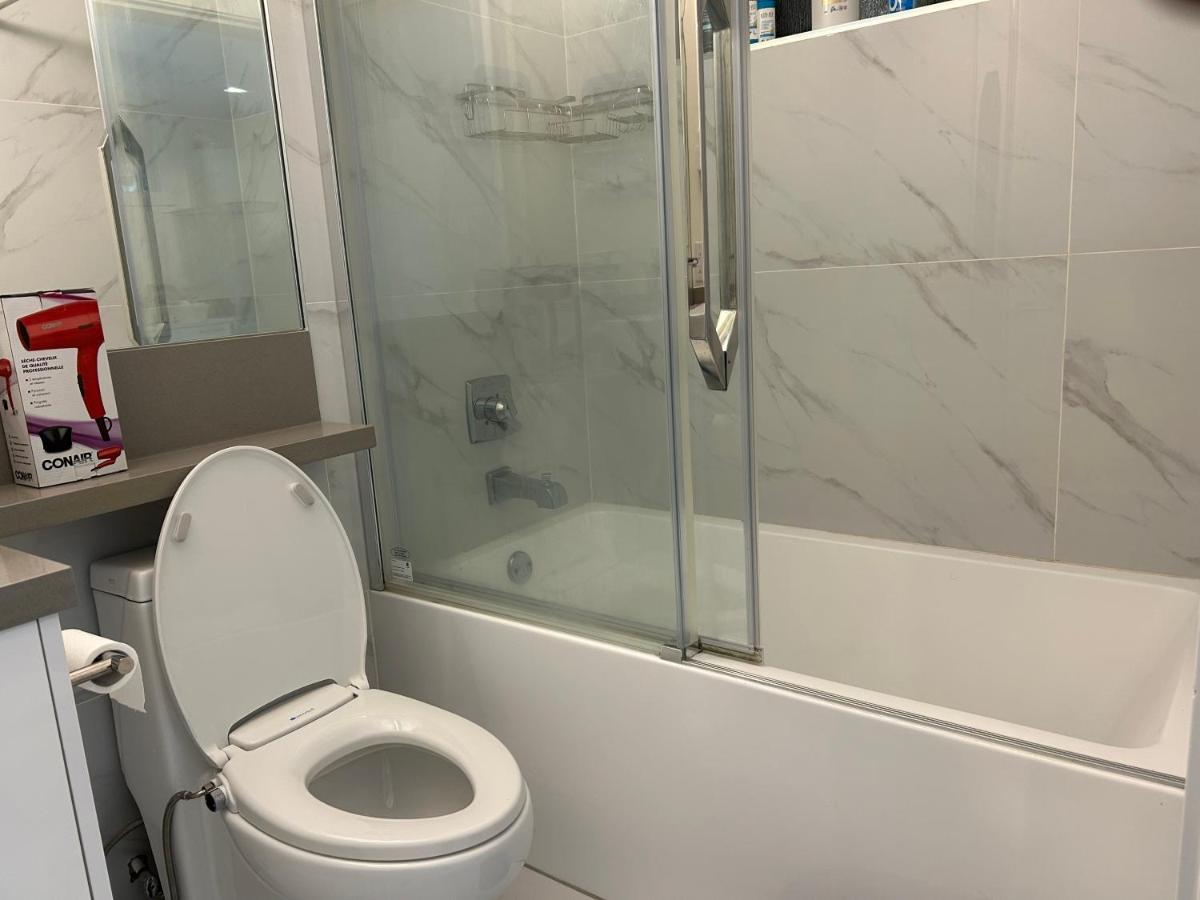 Milano Luxury Suites Vancouver Eksteriør billede